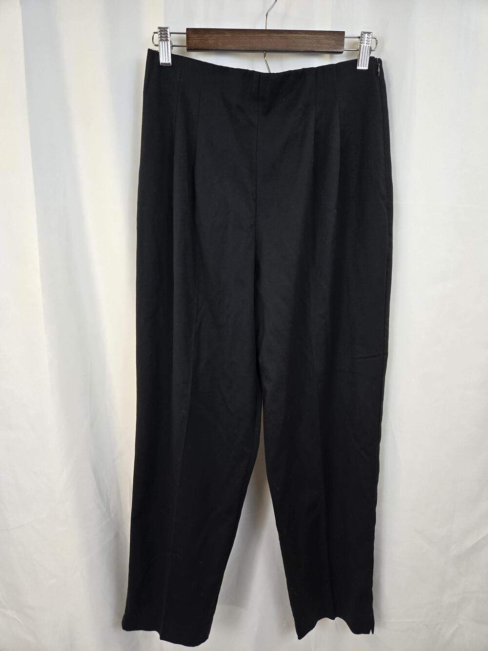Briggs Petite Dress Pants Womens 10P Black Pleated Crepe Stretch USA Career